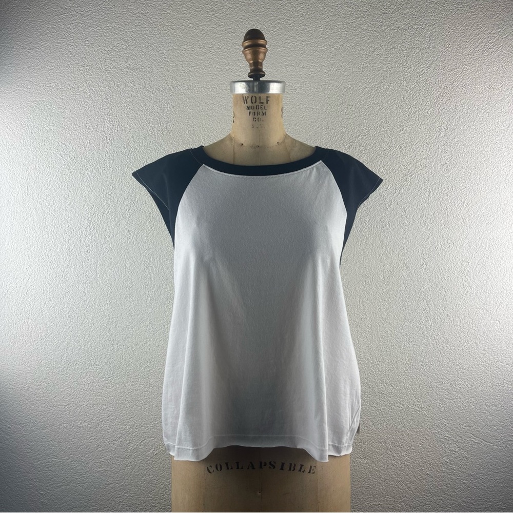 Flirtitude Active l XXL Essential Two-Tone Sporty Baseball Ragland Raw Hem Shirt